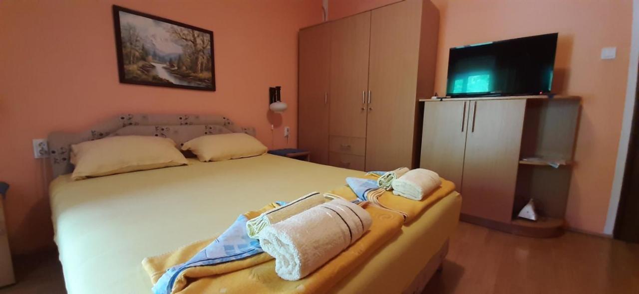 Studios Milosev Bar Dış mekan fotoğraf