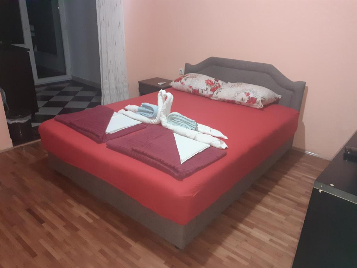 Studios Milosev Bar Dış mekan fotoğraf